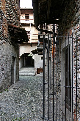 Cortile della Barciocca (Foto di Alessandro Vecchi - CC-BY-SA 2008)